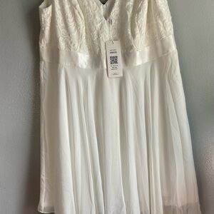 Ever Pretty Ivory Lace Bridal Gown